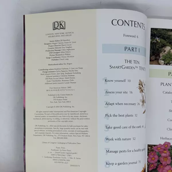 Northwest Smart Garden Regional Guides Paperback Book by DK Publishing