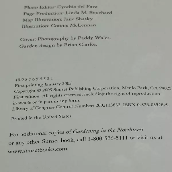 Gardening in the Northwest Paperback Book Good Pre-Owned Condition Sunset Books