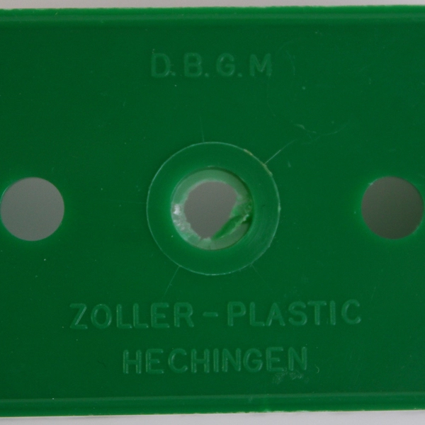 Ureich Pils Green Plastic Collectible Beer Mat Coaster Holder