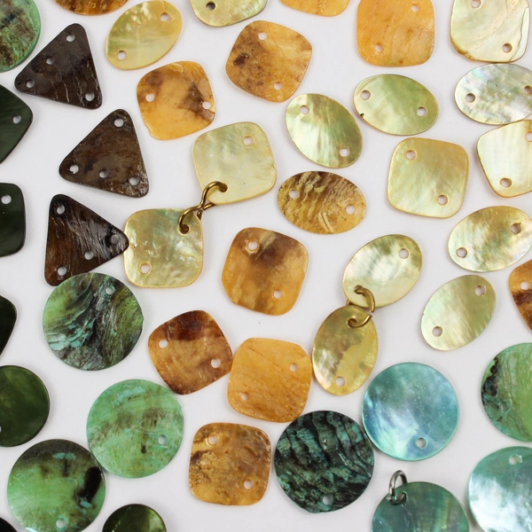 Lot of 1/2" Mollusk Shell Buttons DIY Sewing Jewelry Making Various Colors