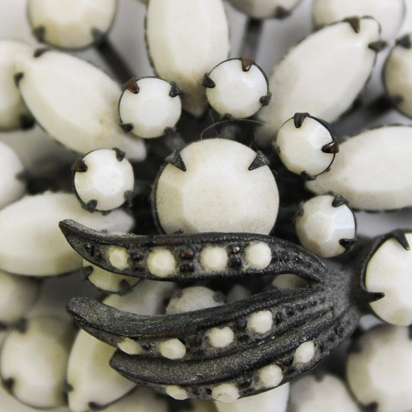 Vintage Milk Glass Brooch Pin Dome Japanned Finish 50s Mid-Century Black & White