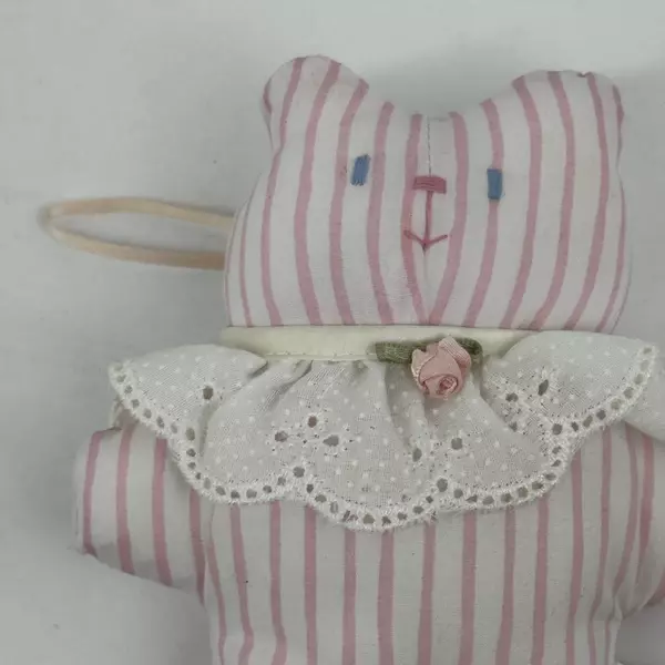 Hallmark Kitty Cat Kensington Garden Plush Ornament Sachet Vintage Toy Gift 7"