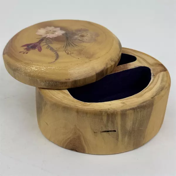 Evergreen Company Veronica's Aspenworks Jewelry Or Trinket Box