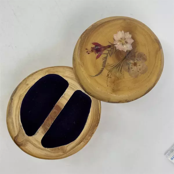 Evergreen Company Veronica's Aspenworks Jewelry Or Trinket Box