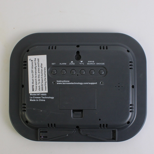 LaCrosse Technologies Model WT-8005 Battery Operated Atomic Desk Clock Works