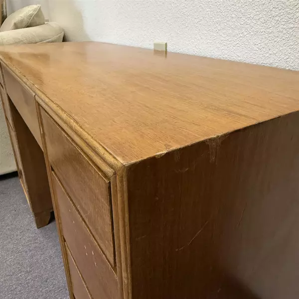 46" Wooden Executive Desk With 6 Drawers