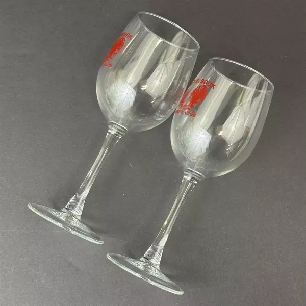 Set of 2 Michelbook Country Club Golf Red Tree Logo Wine Glasses 8" Tall