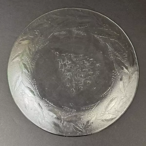 Arcoroc Holly Tree Embossed Glass Christmas Platter 13 Inch