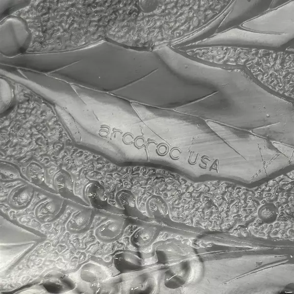 Arcoroc Holly Tree Embossed Glass Christmas Platter 13 Inch