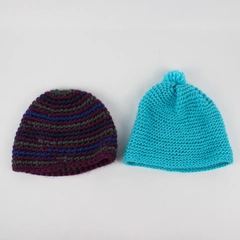 Lot of 2 Women's Medium Handmade Knit Winter Beanie Hats