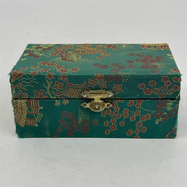 Chinese Stainless Steel Baoding Exercise Metal Balls With Green Silk Covered Box