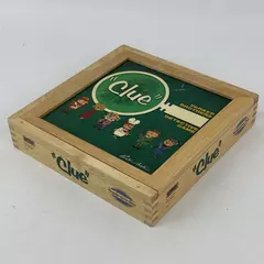 2002 Parker Brothers Clue Detective Game Wooden Box Bookshelf Edition