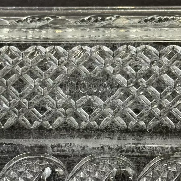 Vintage AVON Cape Cod Covered Butter Dish Clear Pressed Glass Waves