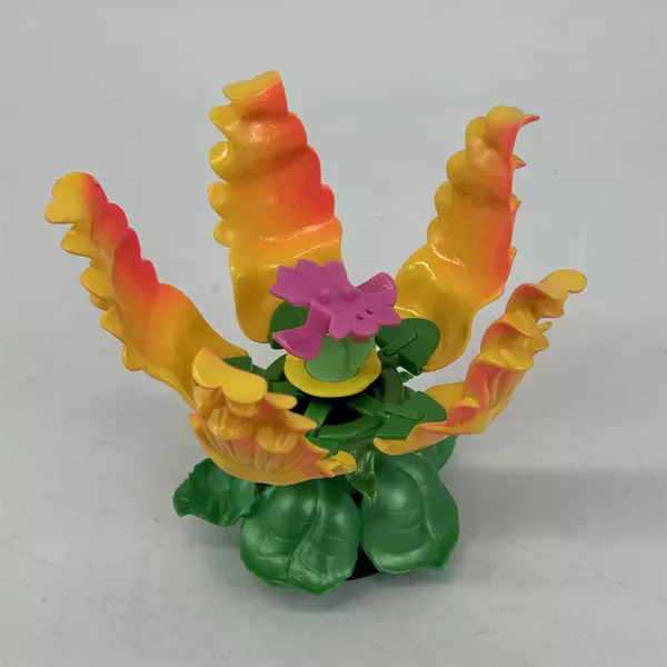 1993 Princess of the Flowers Tricia Birthday Party Doll Set No Doll Or Kitty