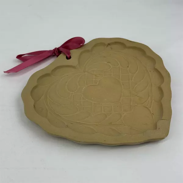 1988 Hill Designs Brown Bag Cookie Art Floral Heart Cookie Mold 5.75" x 6"