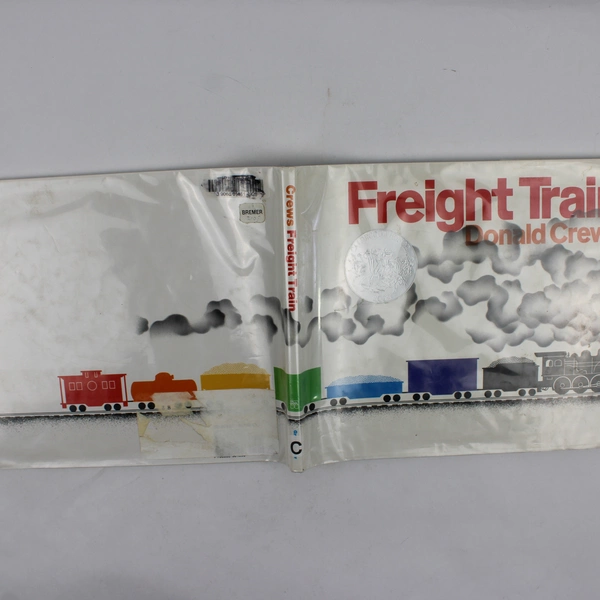 Vintage Freight Train by Donald Crews 1978 Hardcover Dust Jacket Ex-Library Book