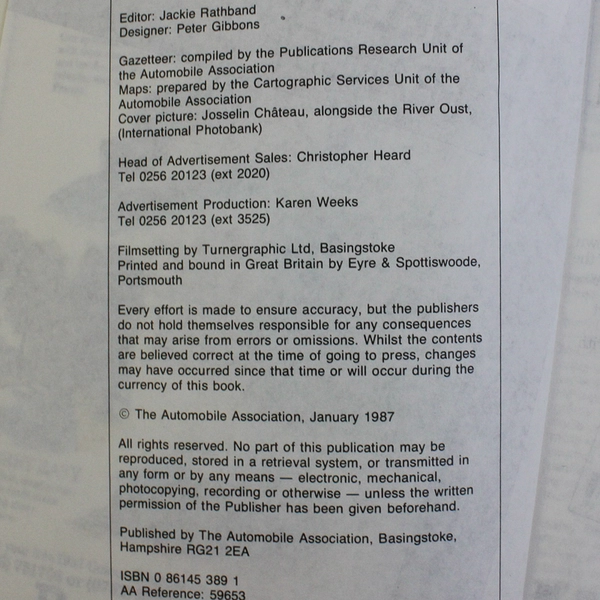 Travellers' Guide to France, Automobile Association Staff Trade Paperback, 1987