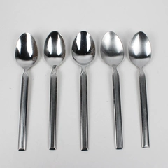 Lot Of 5 Cambridge Silver Royal Suttan (Stainless) Flatware Soup Spoons 7.5"
