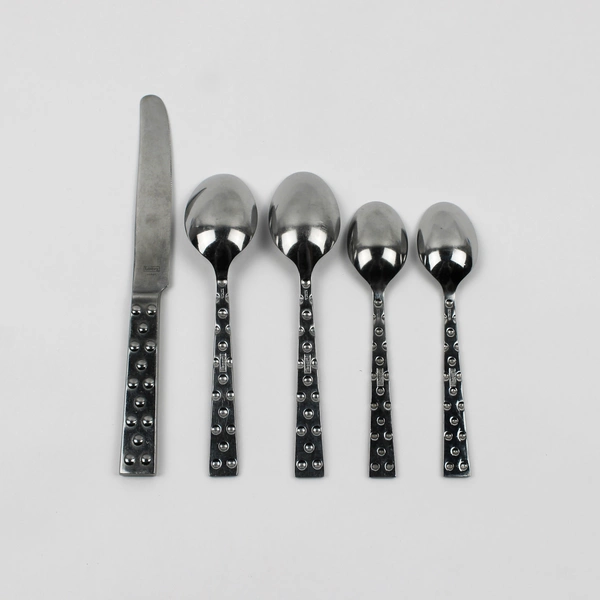 Lot Of 5 Libbey LYF9 (Stainless) Flatware 2 Soup Spoons 2 Teaspoons Dinner Knife