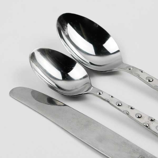 Lot Of 5 Libbey LYF9 (Stainless) Flatware 2 Soup Spoons 2 Teaspoons Dinner Knife