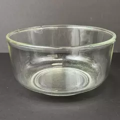 Heavy Clear Glass Mixing Bowl 2.5 Qt  9.5" W x 4.75"