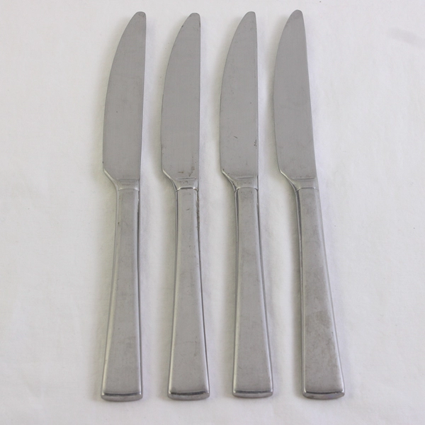 Lot Of 4 Mikasa Lucia (Stainless) Flatware Dinner Knives 9.5" Long
