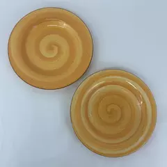 2 Hausenware Twist Yellow Dinner Plates 11.5" Swirl Pattern