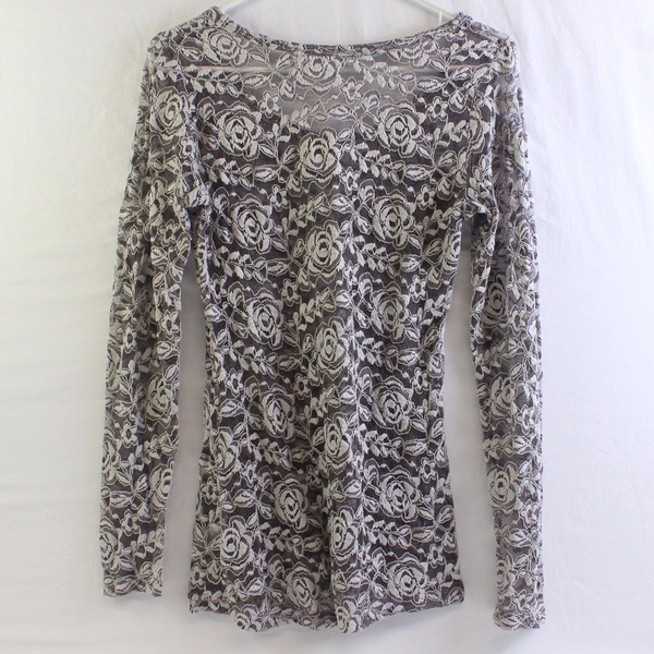 Maurices Gray and Mauve Floral Lace Long-Sleeve Top Women's Size Medium