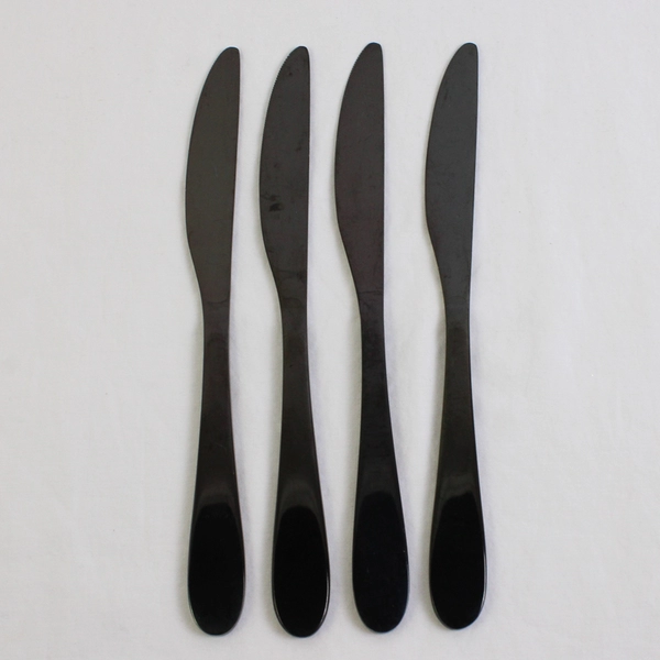 Lot Of 4 Cambridge Silver Rhiannon Black (Stainless) Flatware Dinner Knive 9.25"