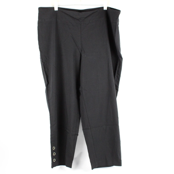Zac & Rachel Women's 22W Black Pull-On Stretch Capris with Grommet Detailing 