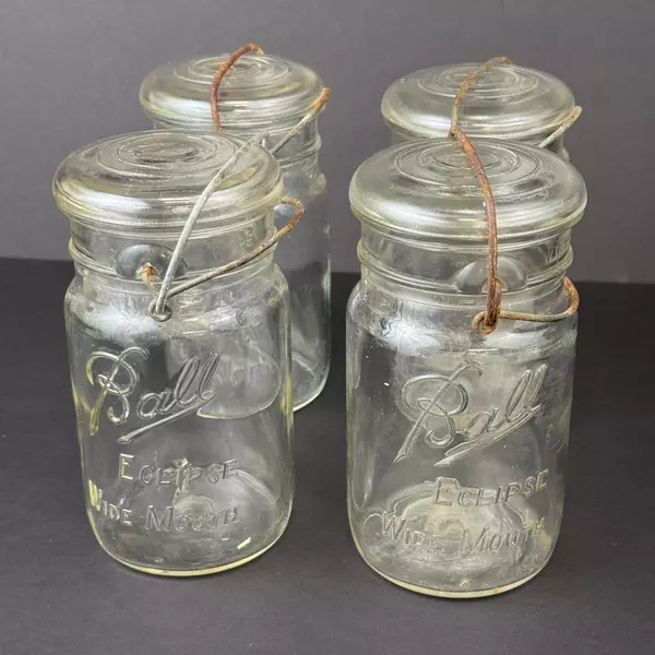 4 Vintage Ball Eclipse Wire Bail Wide Mouth Quart Glass Canning Jars with Lids