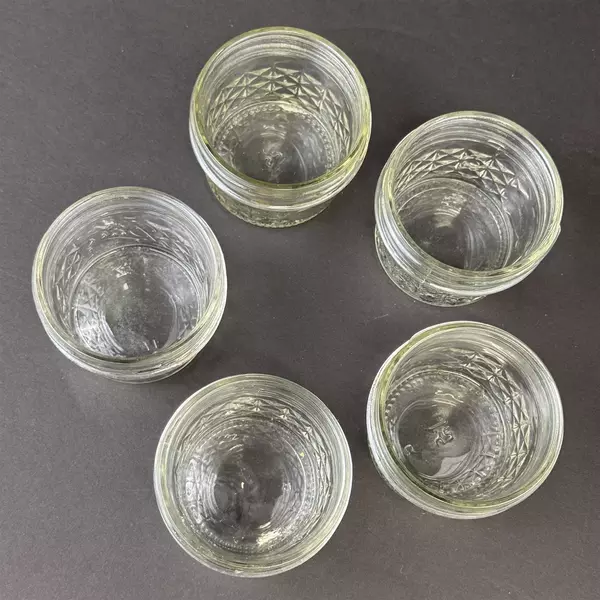 Lot of 7 Canning Jars Five 4 Ounce And Two 12 Ounce Quilted Jelly No Lids