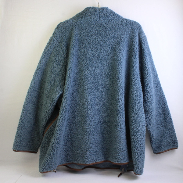 Angels Women's 2X Blue Fluffy Pullover Jacket with Zipper Details