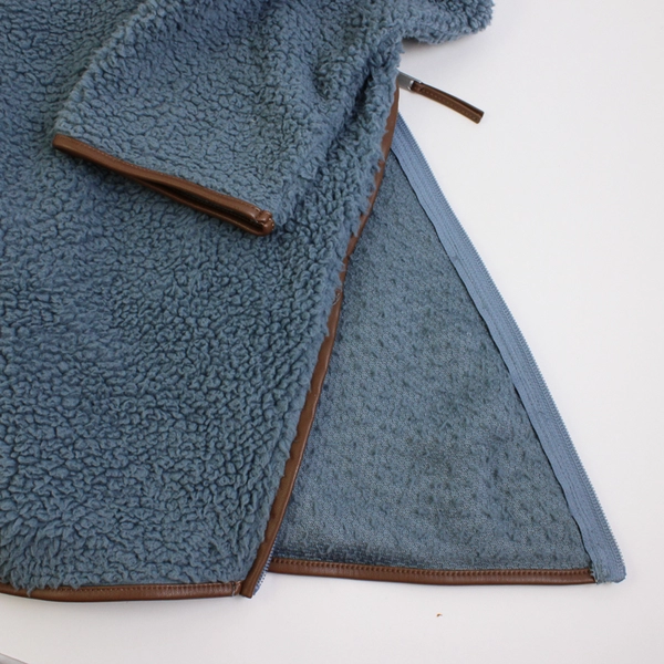 Angels Women's 2X Blue Fluffy Pullover Jacket with Zipper Details