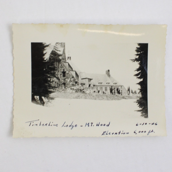 Lot of 5 Vintage 1940s Black and White Oregon Family Vacation Deckled Photos