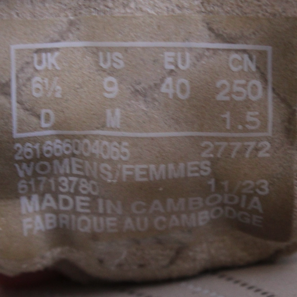 Clarks Cloudsteppers Cushionsoft Flip Flops Tan/White Women's Size 6.5