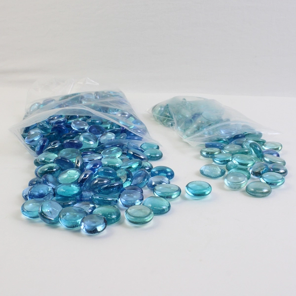 Lot Of 358 Unbranded Aquarium Glass Stones Pebble Shaped Iridescent Blue