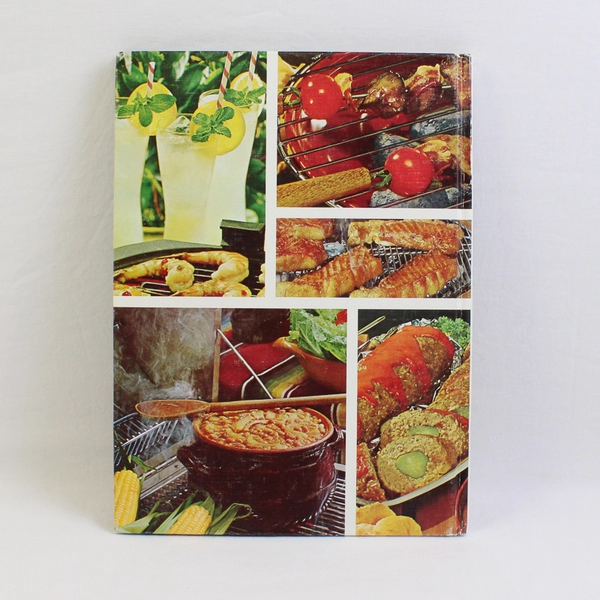 Vintage Better Homes and Gardens Barbecue Book 1967 Hardcover Cookbook