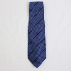 Hunt Club Men's Neck Tie Purple and Black 100% Silk Made in Italy