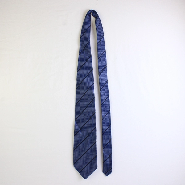 Hunt Club Men's Neck Tie Purple and Black 100% Silk Made in Italy