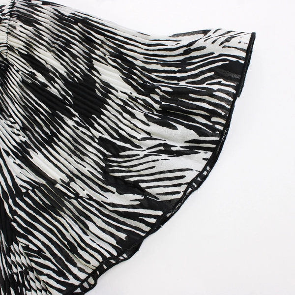 Nicola Sheer Black and White Short-Sleeve Blouse Beaded Collar Women's Large