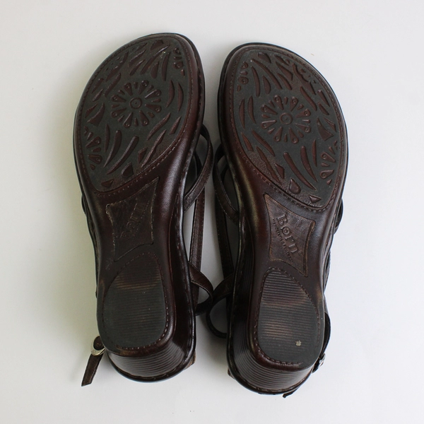 Born Brown Faux Leather Strappy Sandals 1.5" Heel Height Womens Size 8