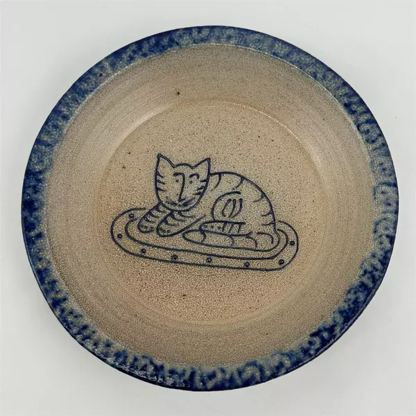 1992 Eldreth Pottery 8" Salt Glazed Cat Decorated Pie Plate Signed