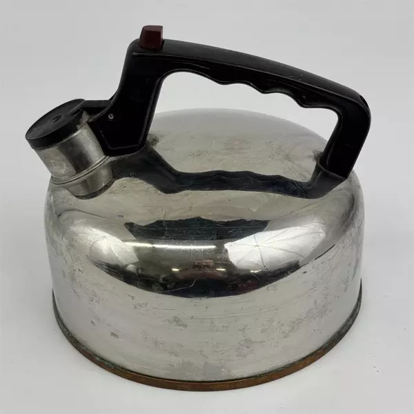 West Bend 2.5 Qt. Singing Tea Kettle Stainless Steel Copper Bottom USA