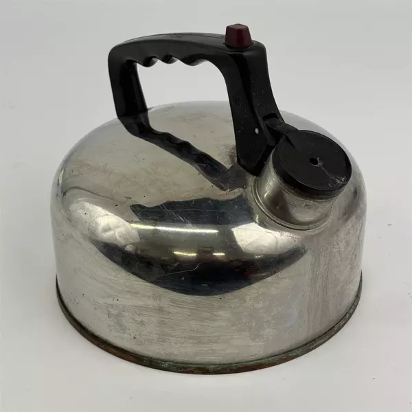 West Bend 2.5 Qt. Singing Tea Kettle Stainless Steel Copper Bottom USA