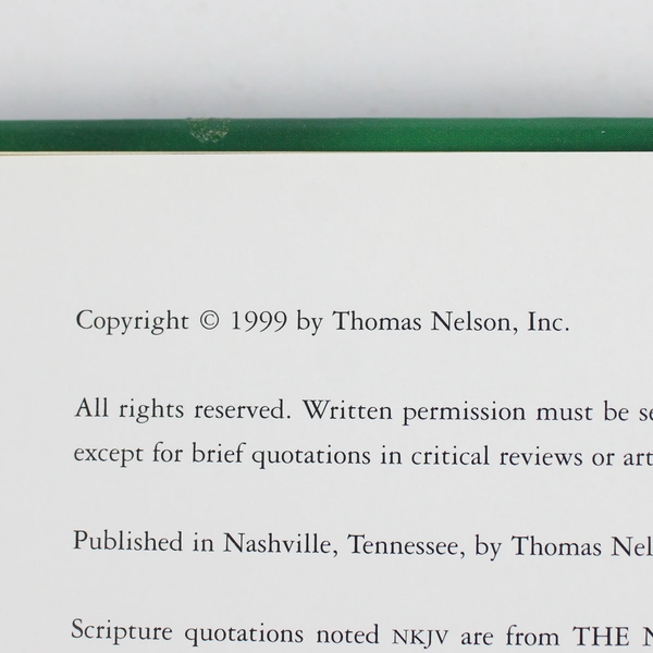 Spirit of Christmas by Johnson, Lucado, McCullough, Phillips, Stanley (1999, HC)