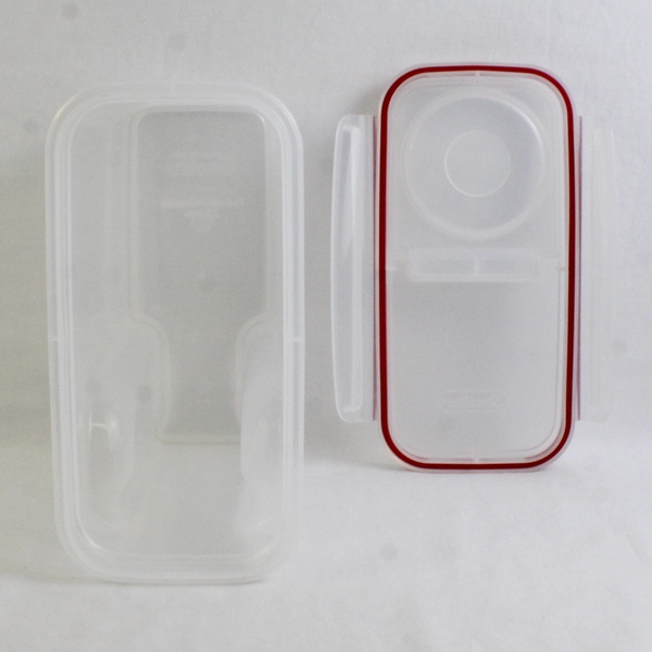 Sterilite 4-Quart Cereal Dry Food Storage Container