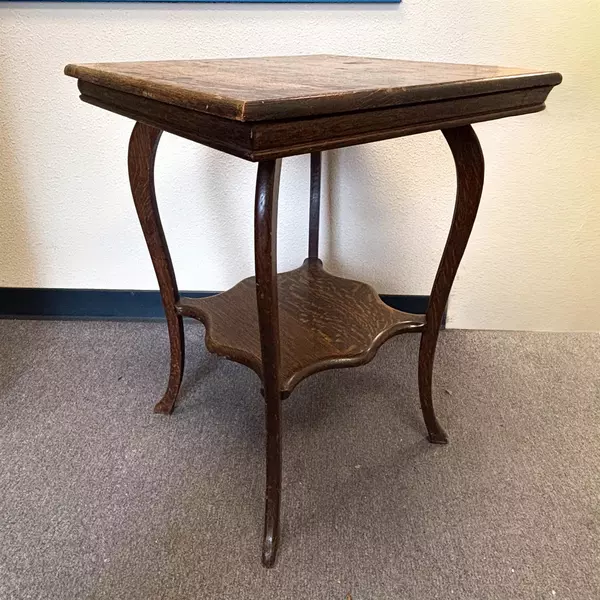 Flawed Mid Century Quarter Sawn Wooden Square End Table 