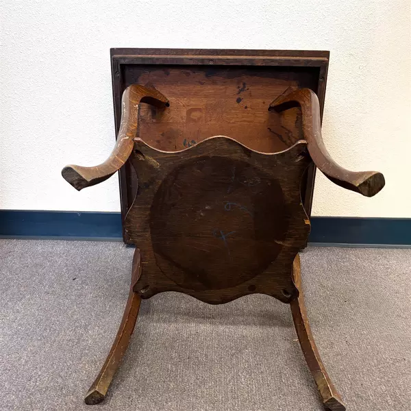 Flawed Mid Century Quarter Sawn Wooden Square End Table 