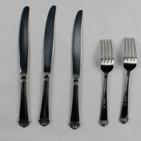 Lot Of 5 Libbey LYF7 (Stainless) Flatware 3 Dinner Knives 9.5" Salad Forks 7.25"